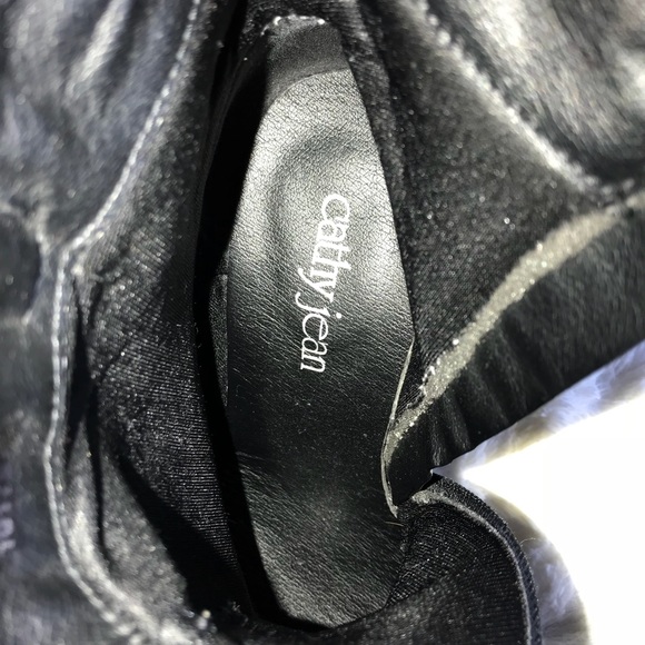 Cathy Jean Suede Booties - Picture 4 of 5